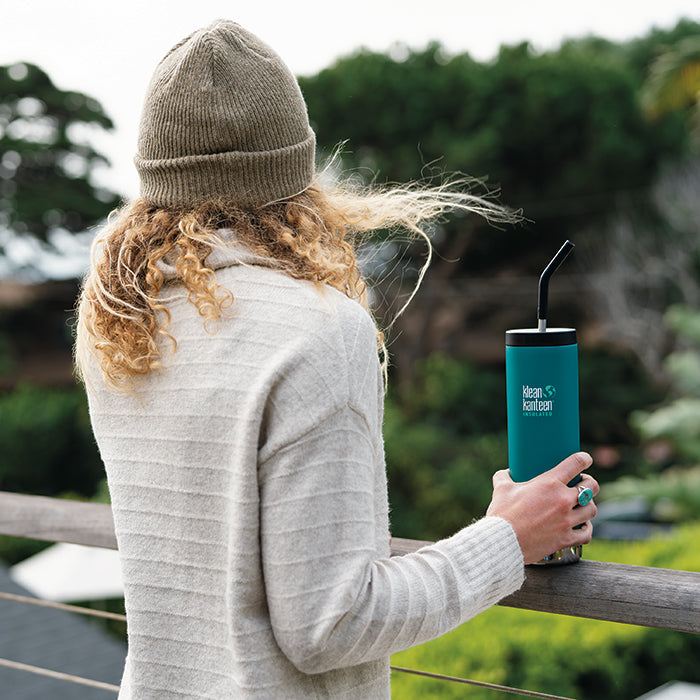 tkwide-straw-cap-b0 K20TKWPCC-EB-20pz-bottle-straw-cap_lifestyle.jpg