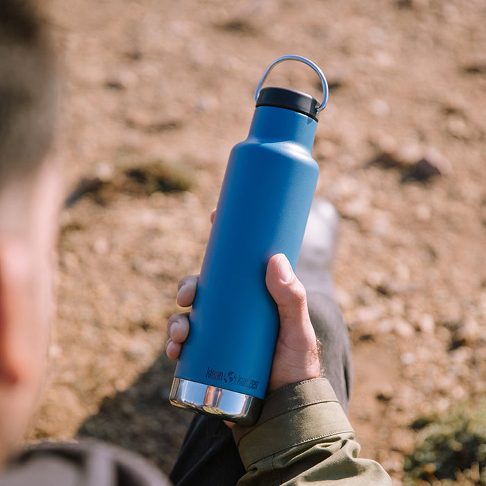 classic-loop-cap-i9 K20VCNPPL-RT-bottle_loop_cap_blue_lifestyle.jpg