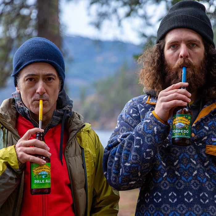 straw-4-pack-i5 recycled_steel_straws_beers_dudes_lifestyle.jpg