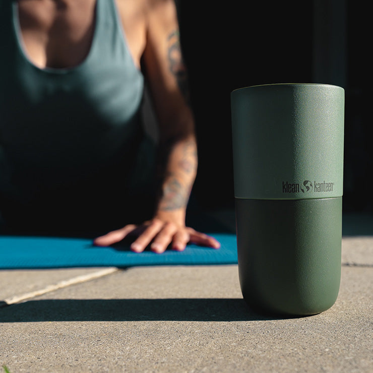 smoothie-set-r0 smoothie_kit_rise_tumbler_seaspray_closeup.jpg